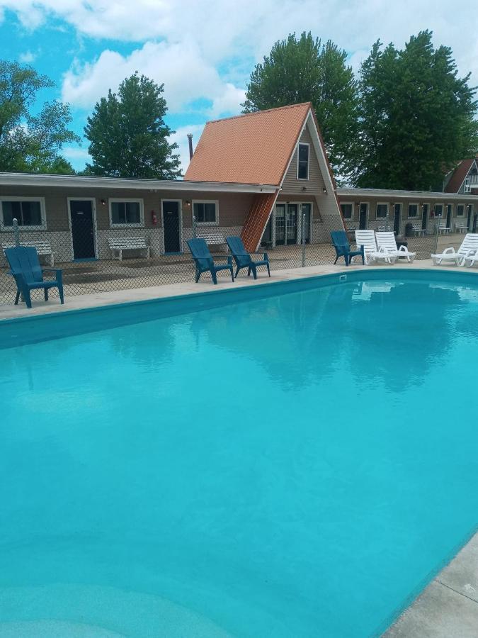 The Palms Motel Geneva-on-the-Lake Zewnętrze zdjęcie